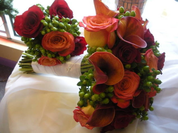 Calla Lily, Rose and Hypericum Bouquet