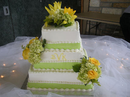 Rose, Lily and Hydrangea Decorated Cake
