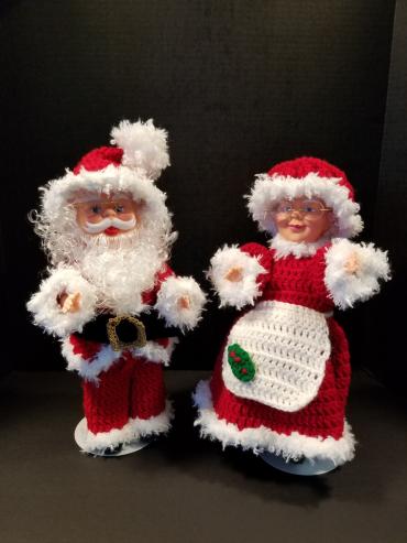 Mr. & Mrs. Santa Claus Set