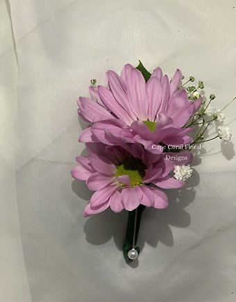 Lavender Daisy Boutonniere